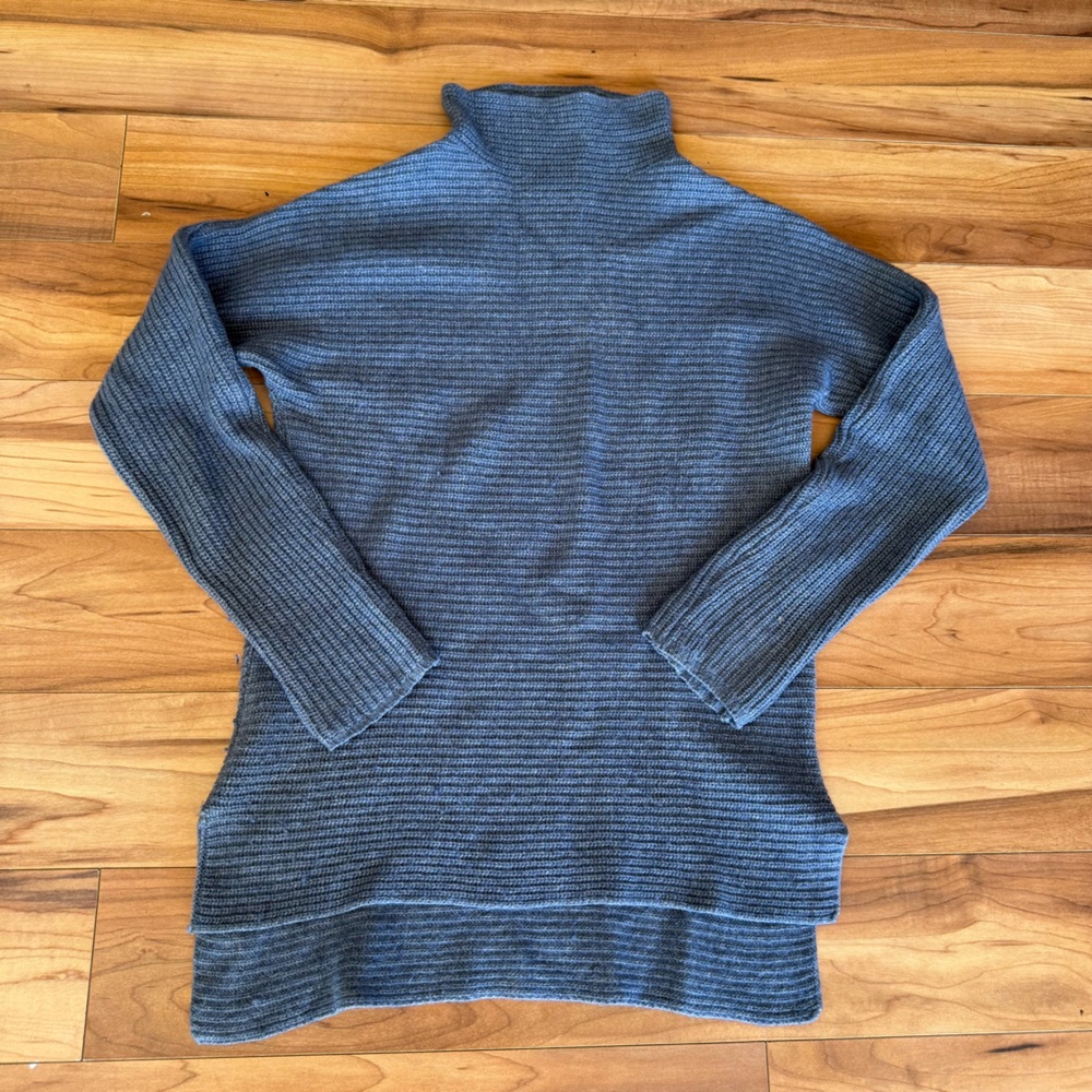 Made In Italy Blue/Gray Cashmere Blend Mock-neck Sweater